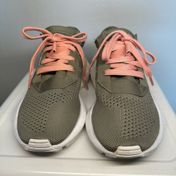 Adidas POD-S3.1 Woman Sneaker SZ 6.5 - Picture 2 of 7
